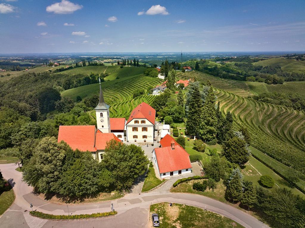 Dvorec Jeruzalem Ivanjkovci 外观 照片
